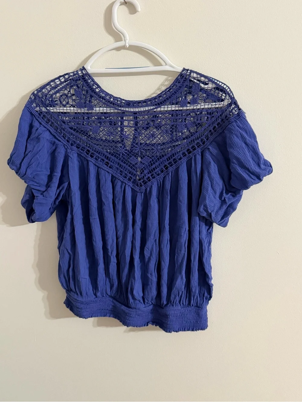 Free People breathable peasant